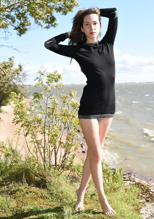 Милана, 27